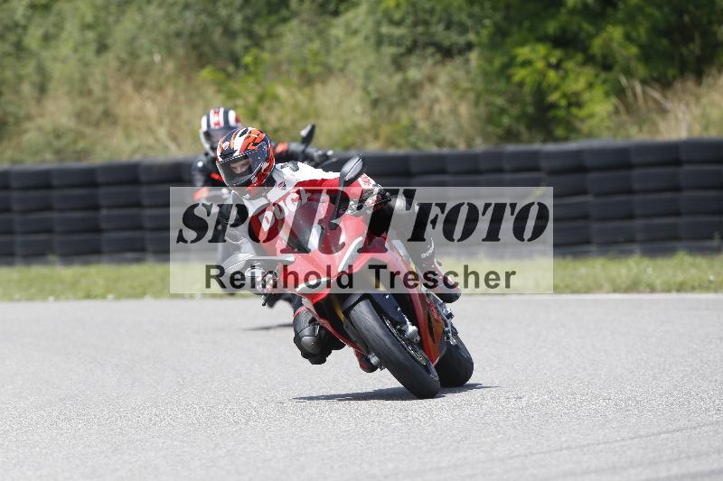 /27 12.06.2025 Ducati Schweiz Trackday Warmup  ADR/gruen-vert/ohne